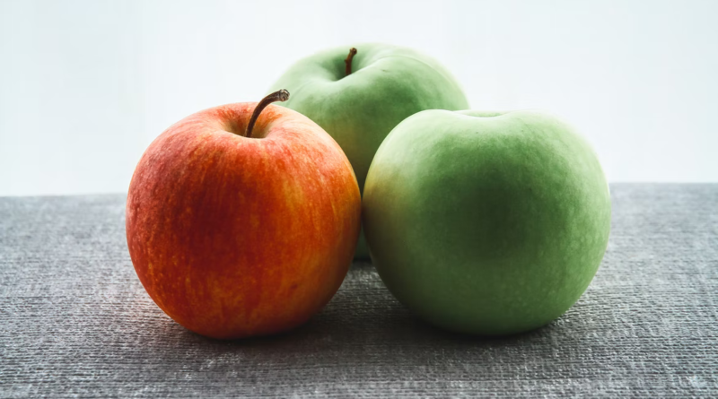 three apples to represent job benefits to look for